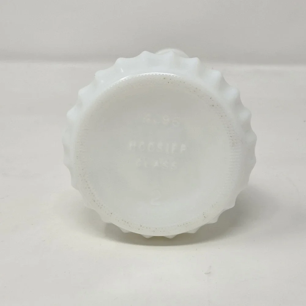 Vintage Hoosier Elegant White Milk Glass #4096 Long Stem Ribbed Bud Vase 9